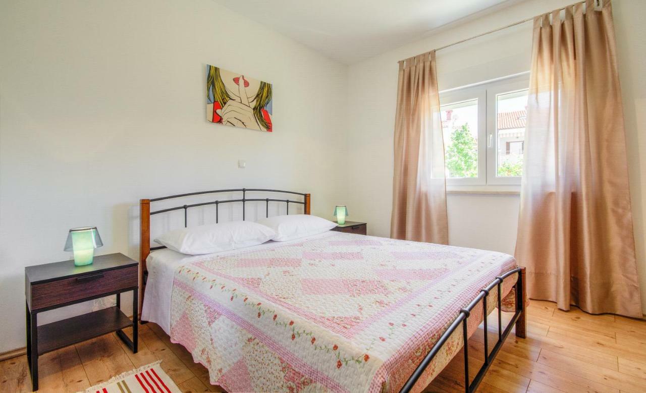 Apartmani Prodan 2 파자나 외부 사진