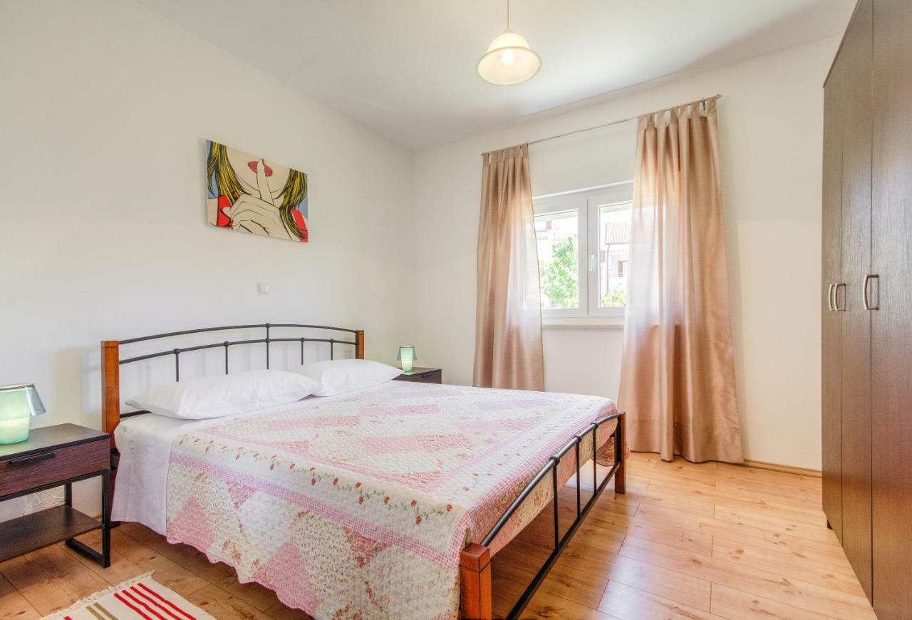 Apartmani Prodan 2 파자나 외부 사진