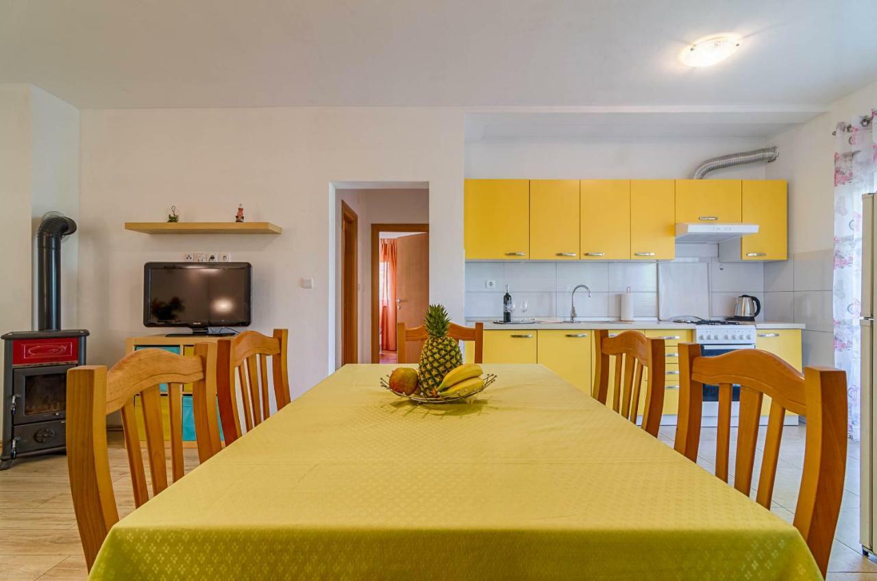 Apartmani Prodan 2 파자나 외부 사진