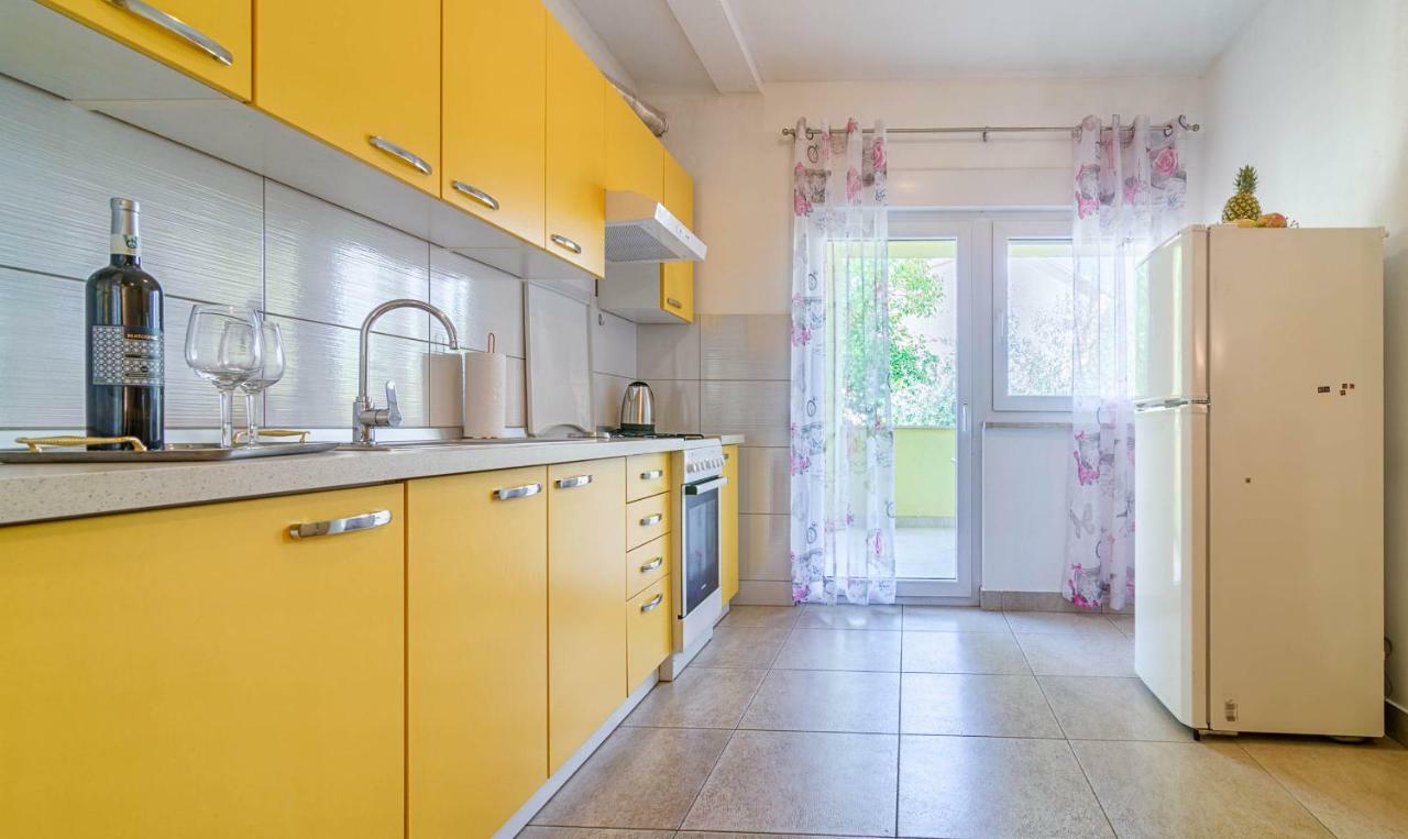 Apartmani Prodan 2 파자나 외부 사진