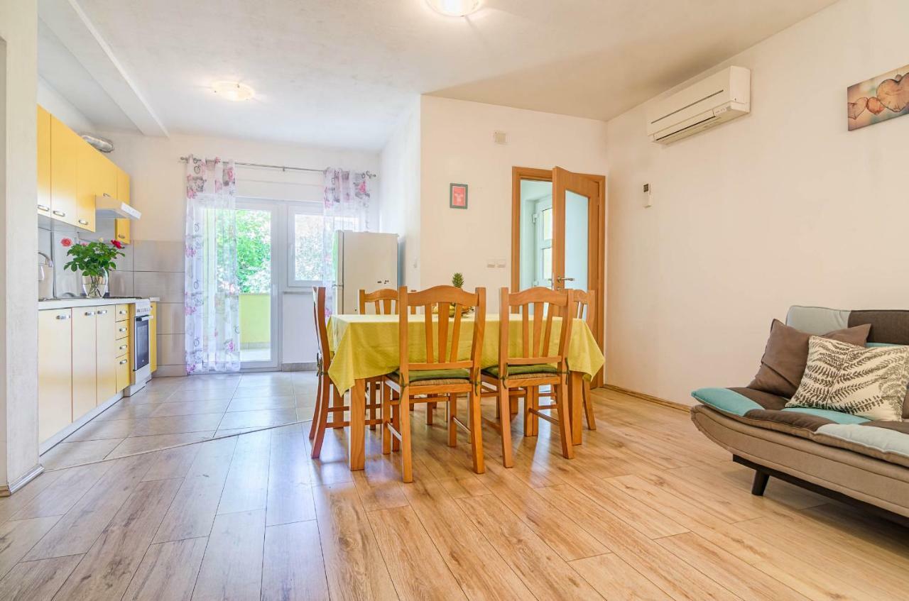 Apartmani Prodan 2 파자나 외부 사진