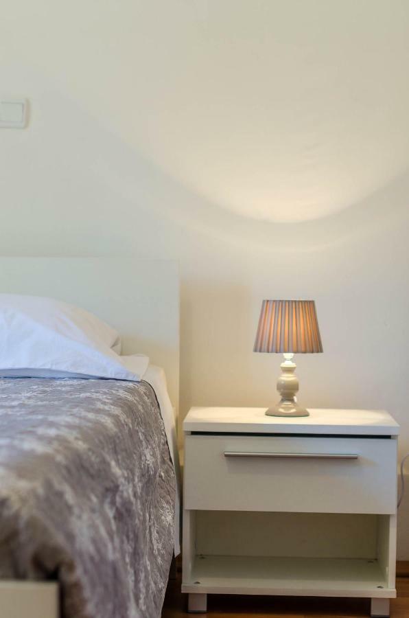 Apartmani Prodan 2 파자나 외부 사진